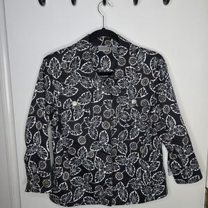 Chico's Black and White Leaf Print Lightweight Jacket Chico Size 1